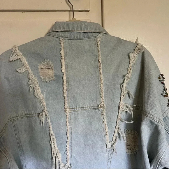 POL Shimmering Jewel Denim Jean Jacket Beaded Distressed Size Large - Picture 12 of 16